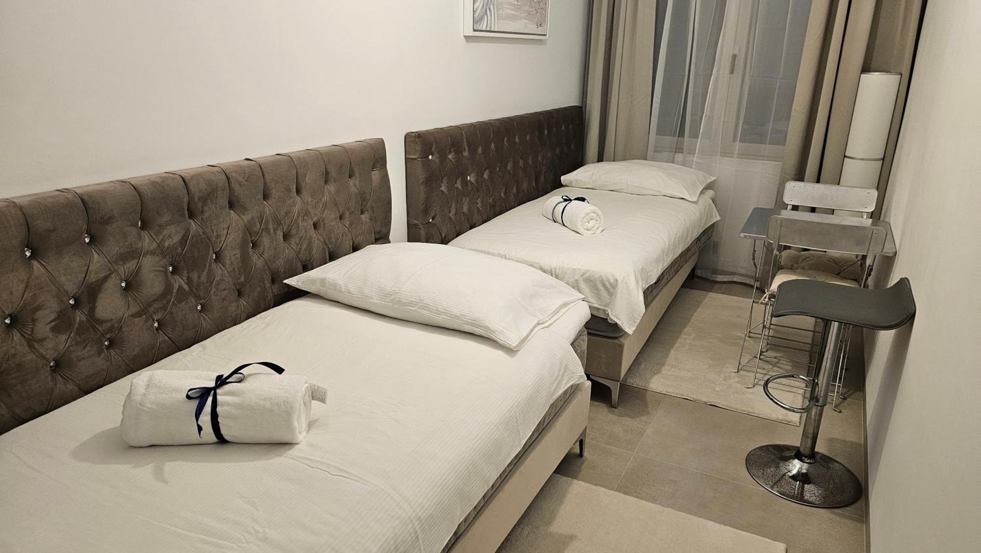 Oasis Jacuzzi Retreat Διαμέρισμα Μαρμπέλλα Εξωτερικό φωτογραφία