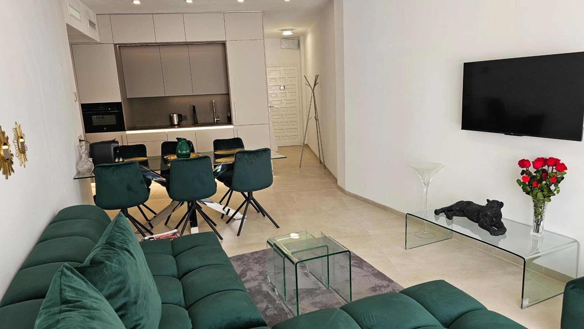 Oasis Jacuzzi Retreat Διαμέρισμα Μαρμπέλλα Εξωτερικό φωτογραφία